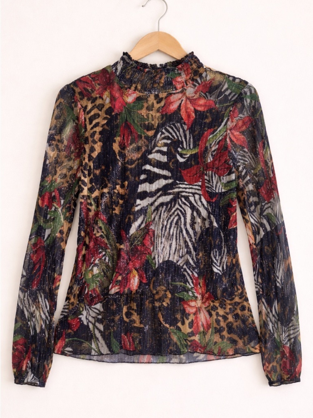 Chico's Large Floral and Animal Blouse Chicos Size 2